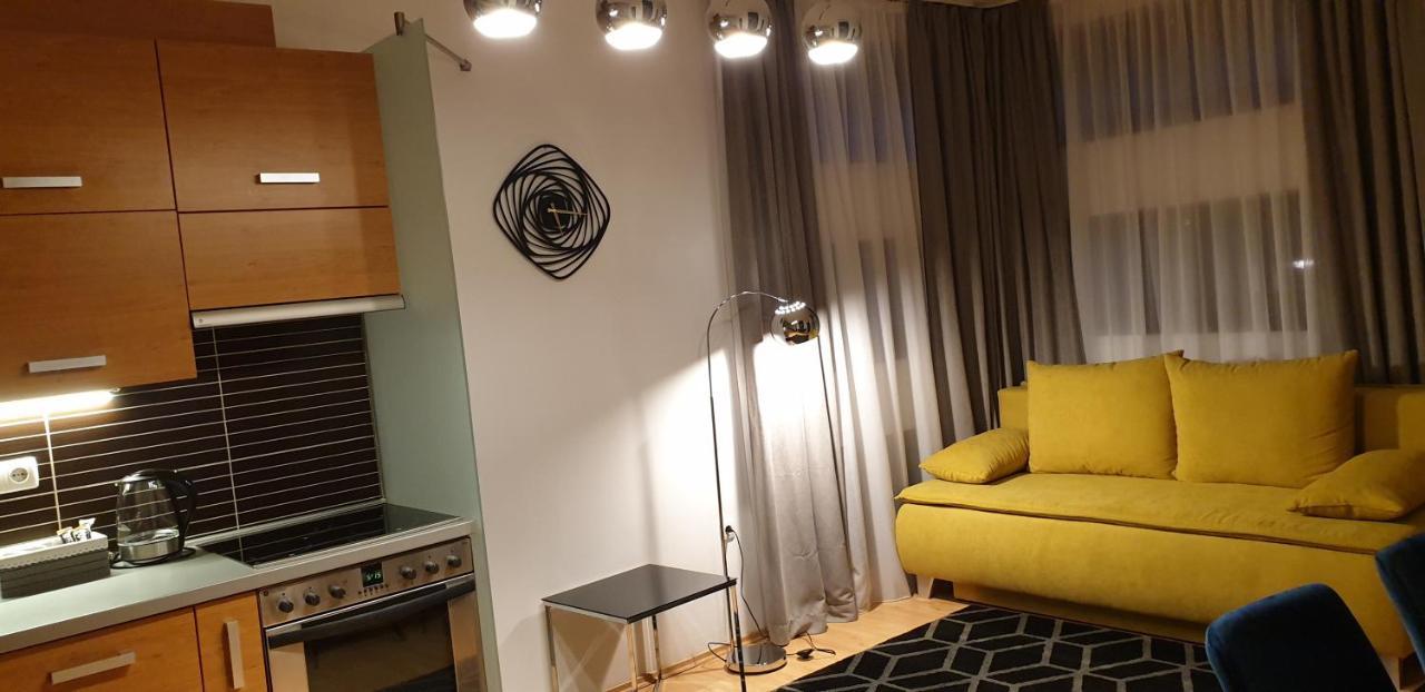 מישקולץ Grand Paradise Apartman מראה חיצוני תמונה